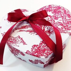 Corazón de papel enamorados