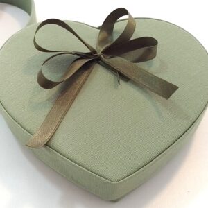 Corazón verde musgo